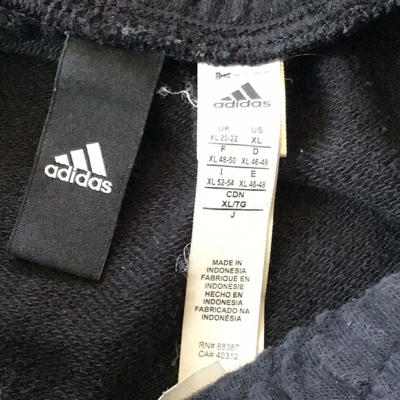 Adidas 3 stripe athletic shorts size XL - Picture 2 of 7